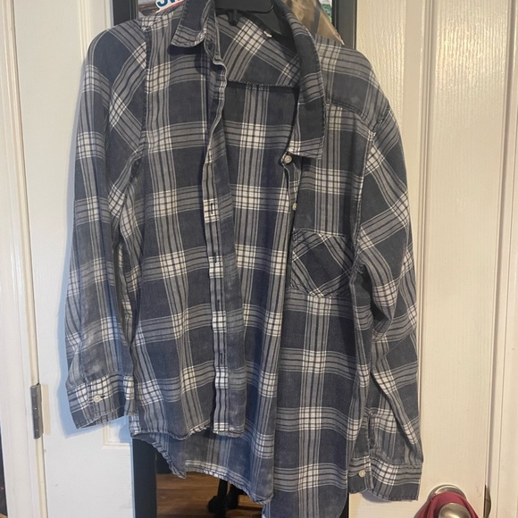 Blue plaid button up - Picture 1 of 2